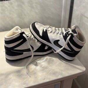 Nike Kids Sneakers - Black and White